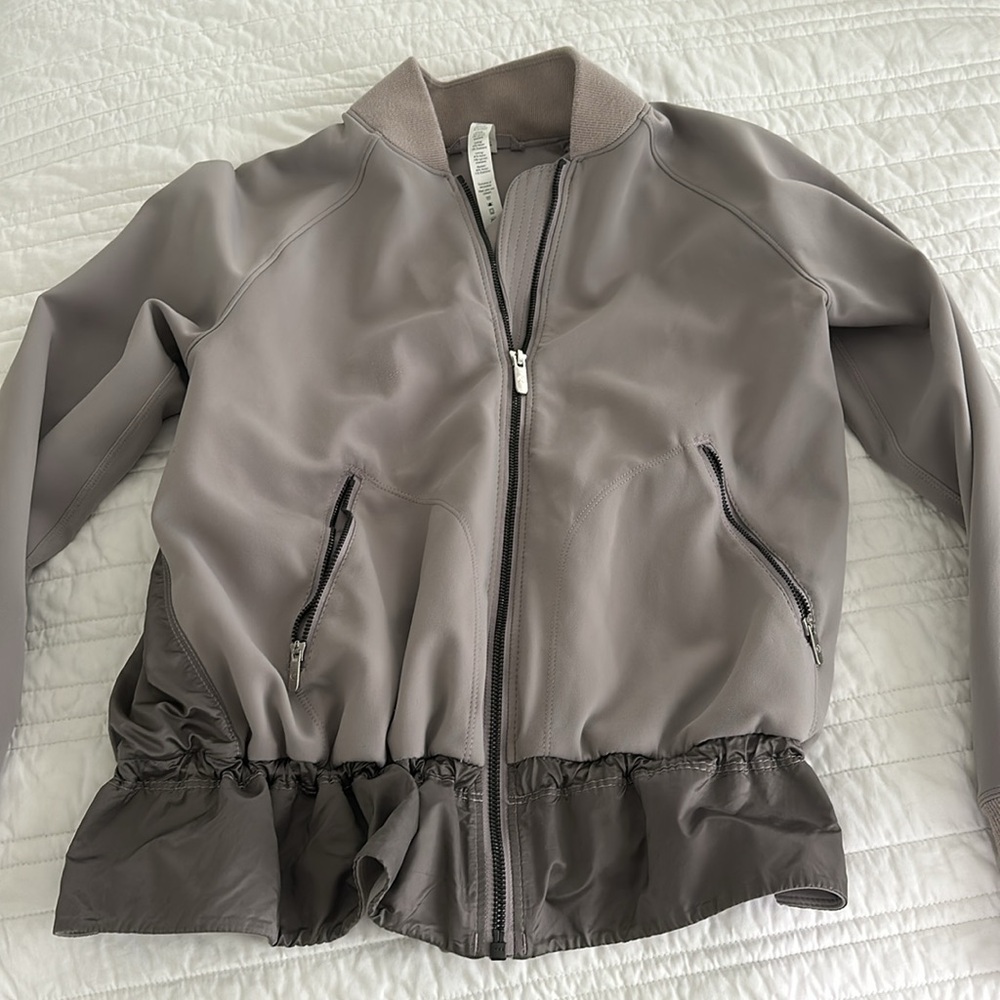 Lululemon Jacket - Picture 2 of 6